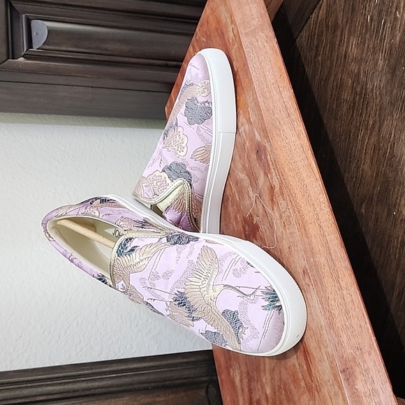 NIB Johnny Was Sneakers size 8 - Picture 4 of 8